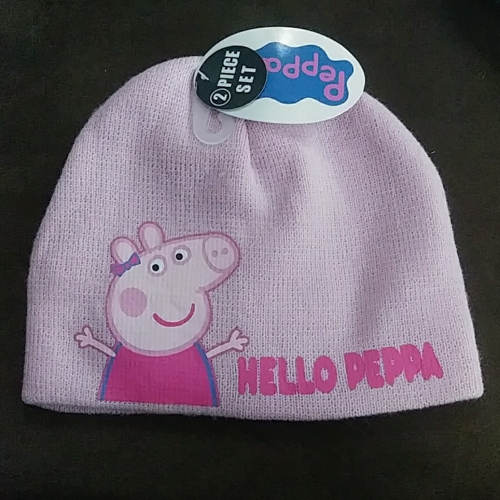 NWT Peppa Pig Hat & Glove Set